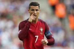 Doinb重返赛场，首战惊艳独行侠，观众激情沸腾！